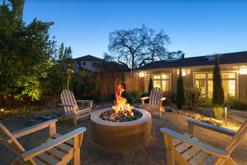 Most of our favorite Vacation Home Rentals in Napa Valley include outdoor recreation spaces like this firepit. 