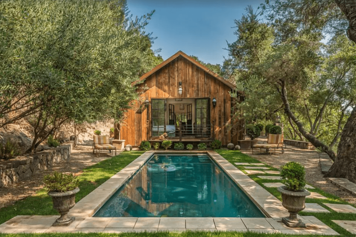 Some of the Best Vacation Home Rentals in Napa Valley are unique and romantic like this luxuriously rustic bungalow. 